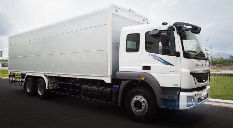 Xe tải 14,5 tấn Nhật Bản